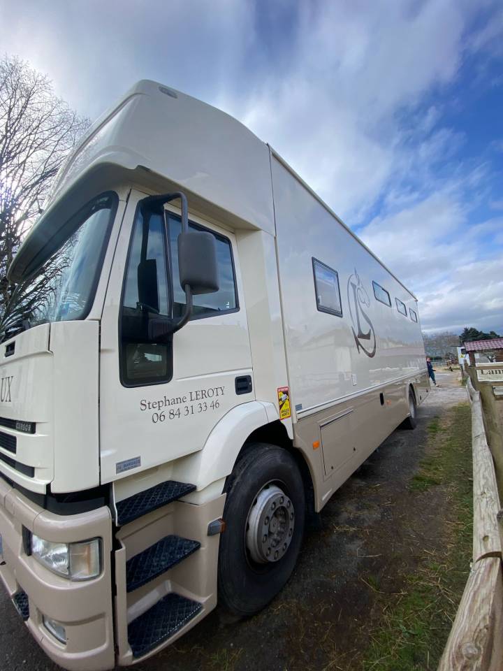 Horsebox NON-HGV Iveco Cursor 2000 Used
