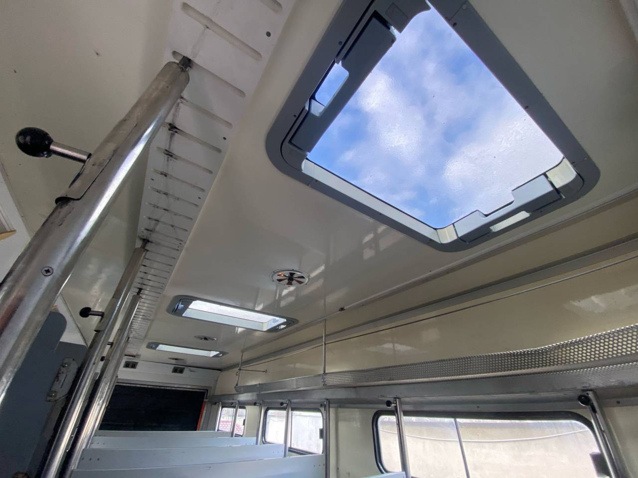 Horsebox NON-HGV Iveco Cursor 2000 Used