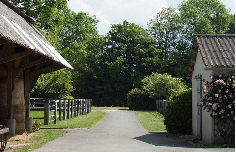 Equestrian property  Calvados