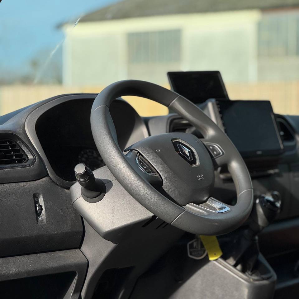 Horsebox HGV AKX 5stalles 2023 Used