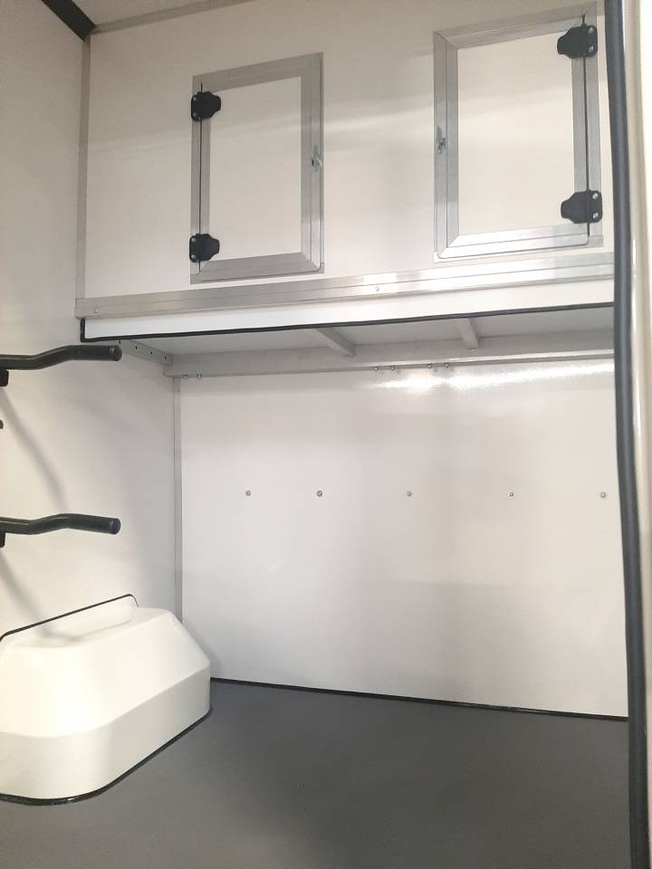 Horsebox HGV Renault Master 2020 Used