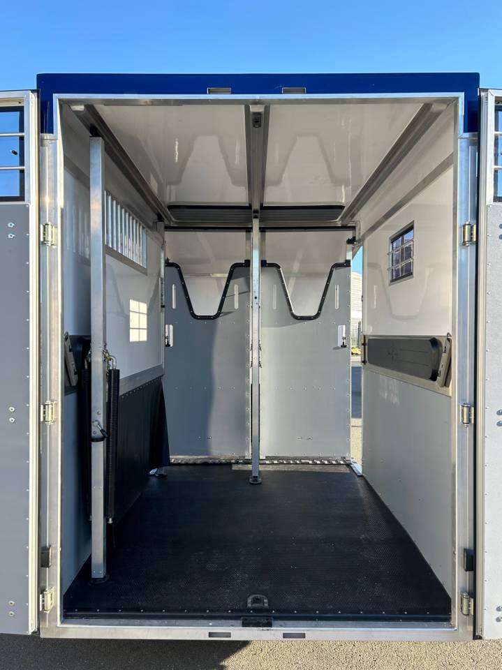 Horse trailer Bonilla B7 Stall 2 Stalls 2026 New