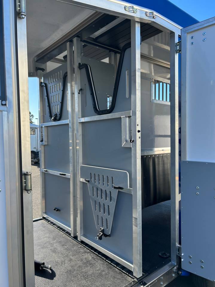 Horse trailer Bonilla B7 Stall 2 Stalls 2026 New