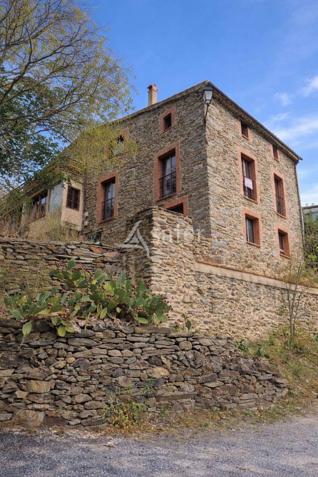 Other country property  Pyr&eacute;n&eacute;es-Orientales