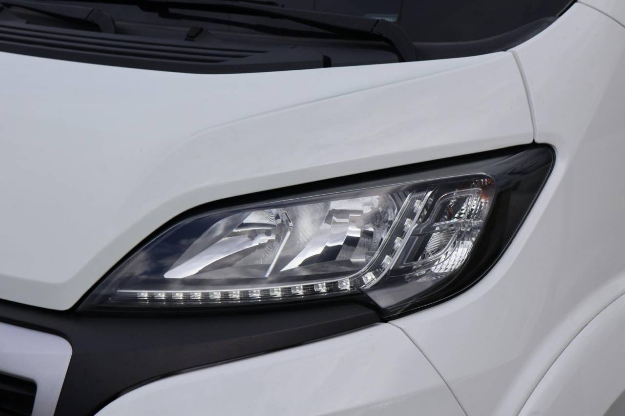 Horsebox HGV Theault THEAULT PROTEO 3.0 180CH 2015 Used