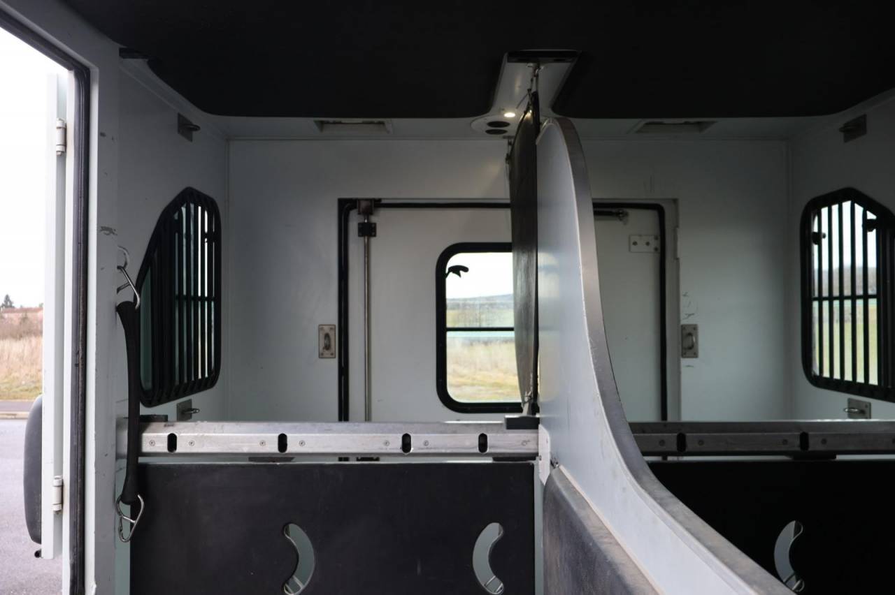 Horsebox HGV Theault THEAULT PROTEO 3.0 180CH 2015 Used