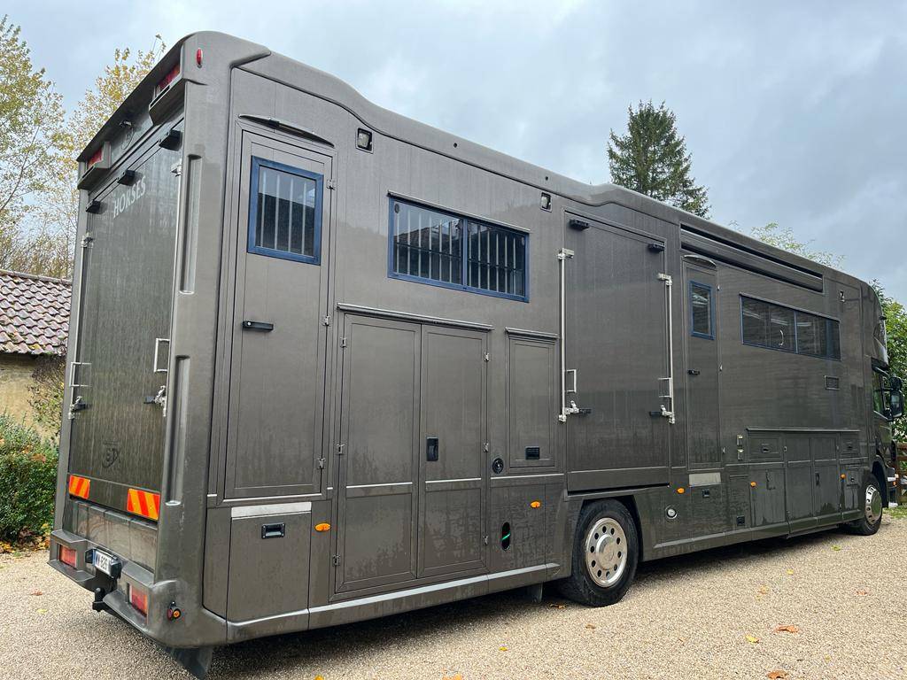 Horsebox NON-HGV Scania P380 2009 Used