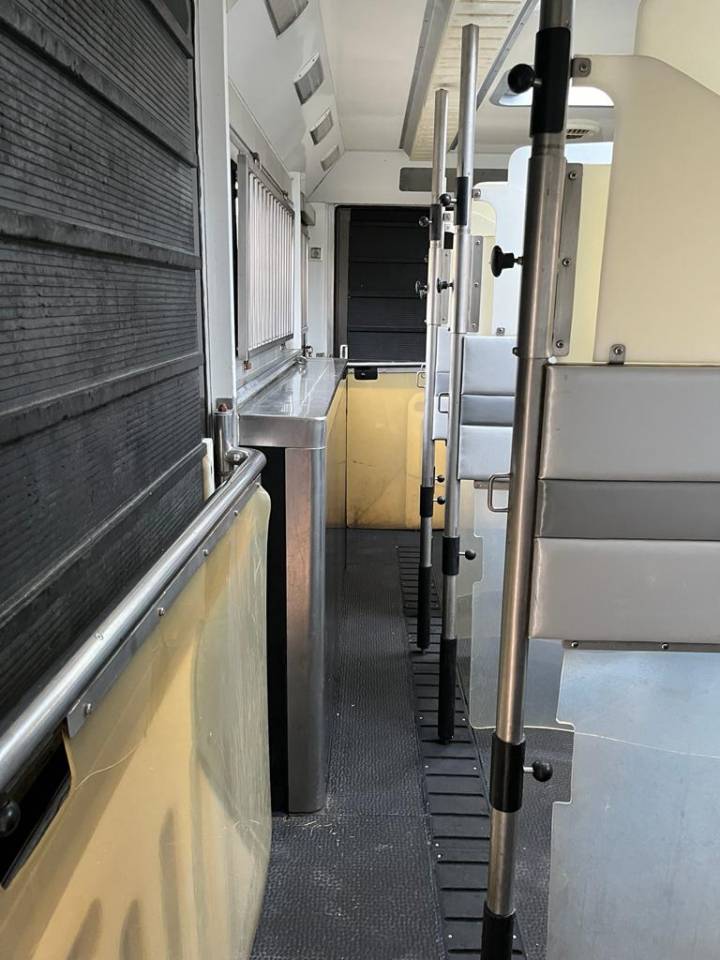 Horsebox NON-HGV Scania P380 2009 Used