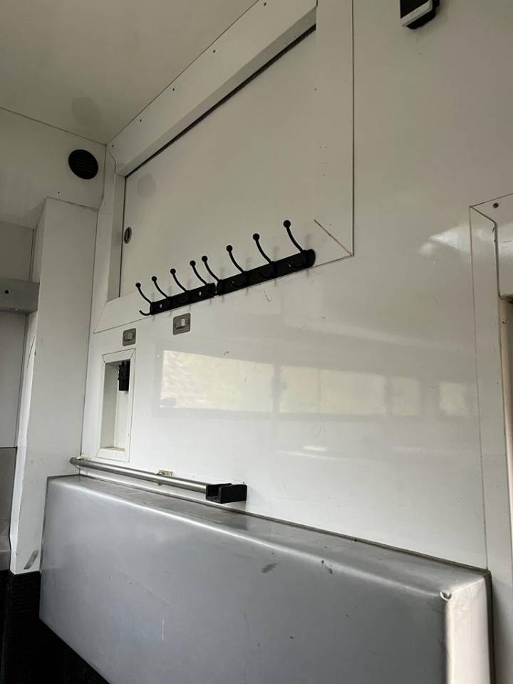 Horsebox NON-HGV Scania P380 2009 Used