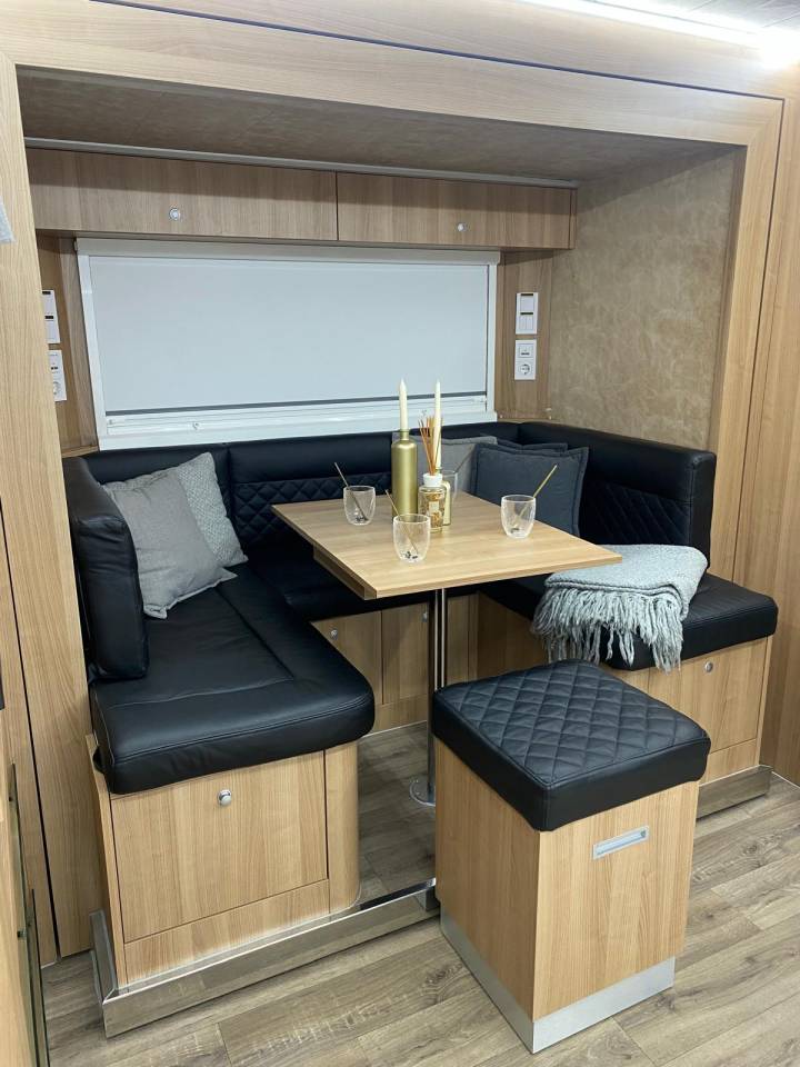 Horsebox NON-HGV Volvo fm 2012 Used