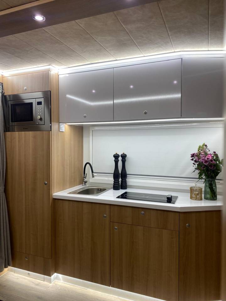 Horsebox NON-HGV Volvo fm 2012 Used