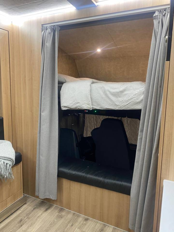 Horsebox NON-HGV Volvo fm 2012 Used