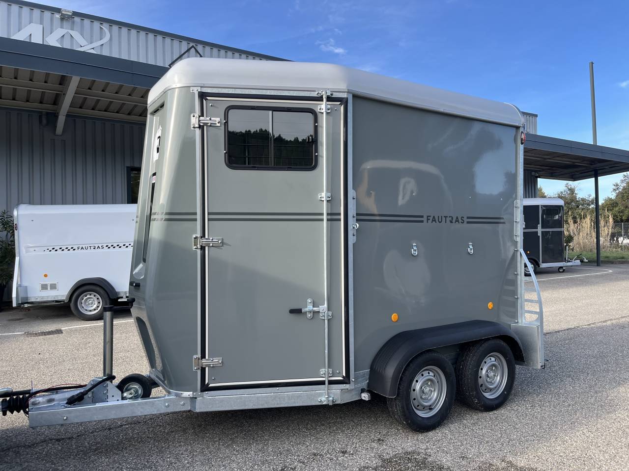 Horse trailer Fautras  2 Stalls 2026 New