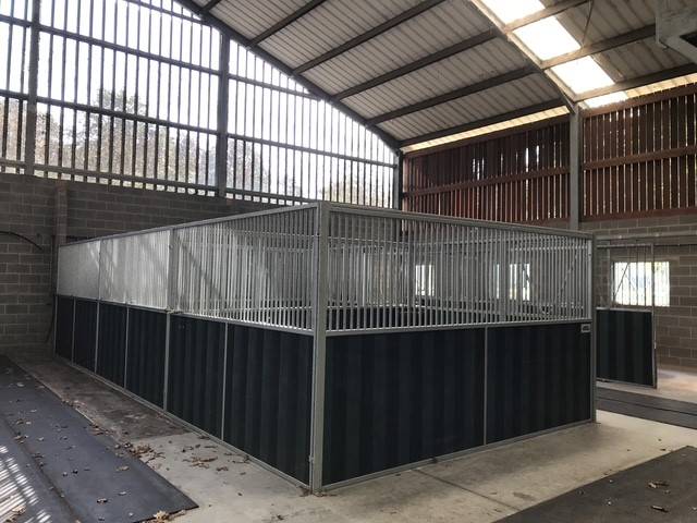 Livery yard  Hainaut