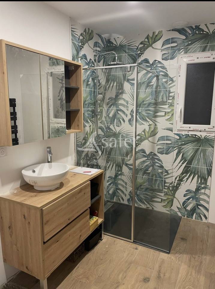 Other country property  H&eacute;rault