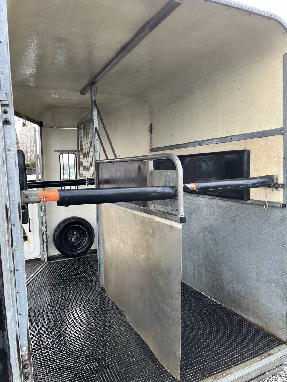 Horse trailer Fautras Provans 2 Stalls 1998 Used