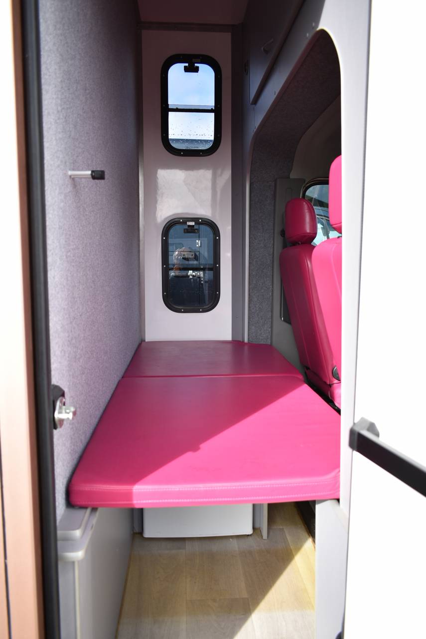 Horsebox HGV Laissac Utilitaires Master 2021 Used