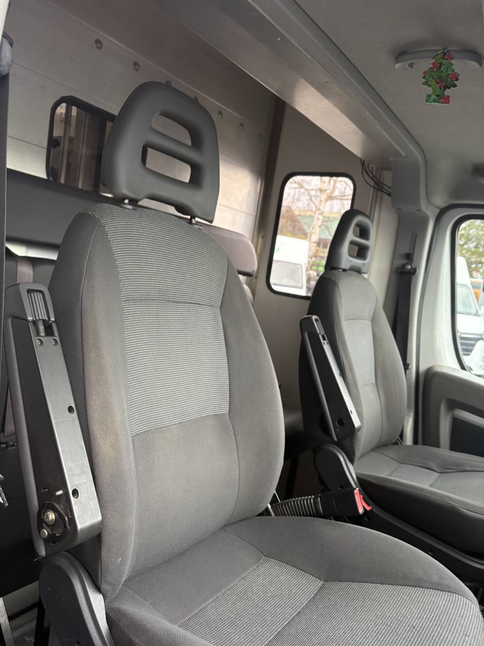 Horsebox HGV Les Vans Roussel  2008 Used