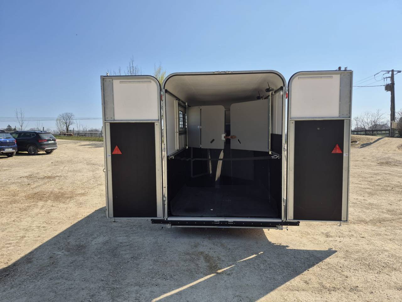 Horse trailer Fautras oblic X3 3 Stalls 2026 New