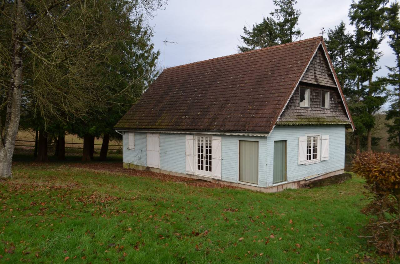 Equestrian property  Mayenne