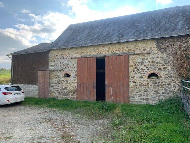 Equestrian property  Mayenne