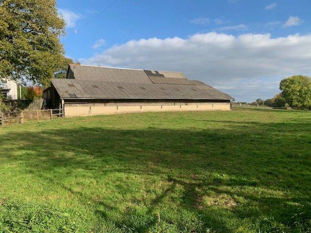 Equestrian property  Mayenne