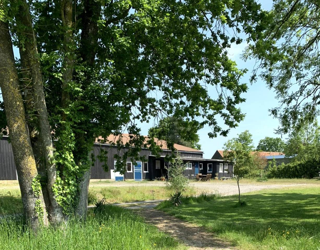 Equestrian property  Sarthe