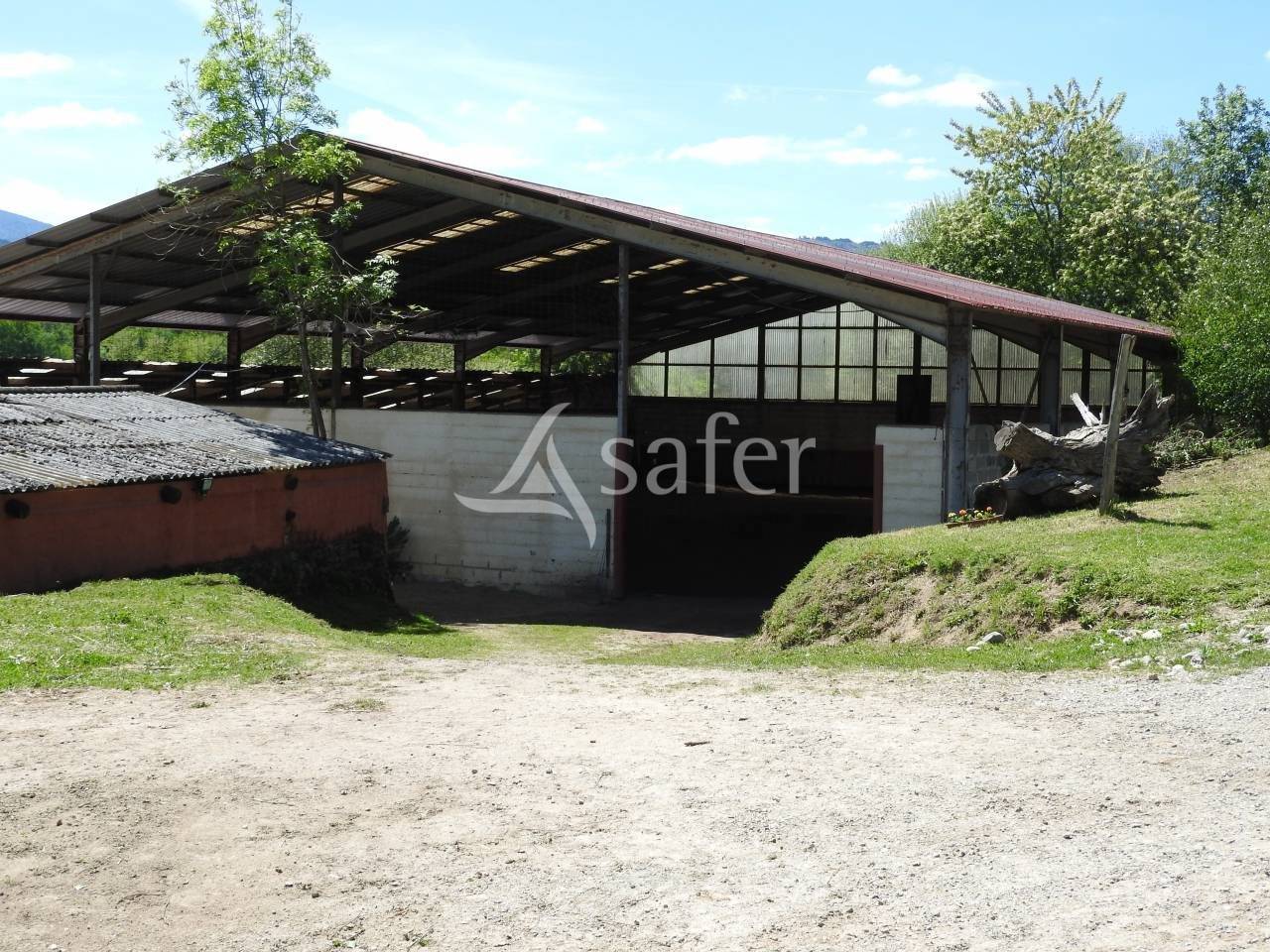 Equestrian property  Ari&egrave;ge