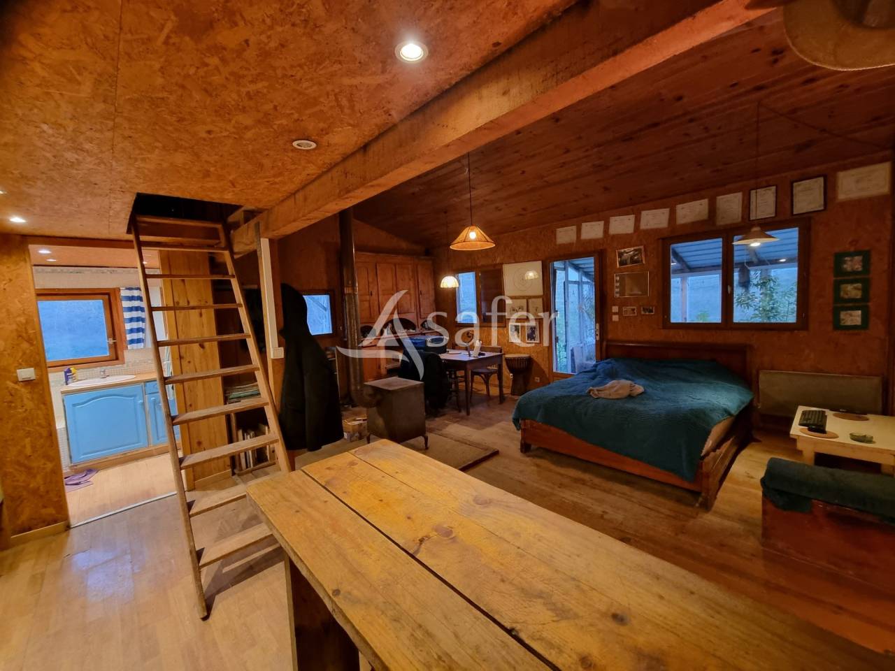 Other country property  Aude