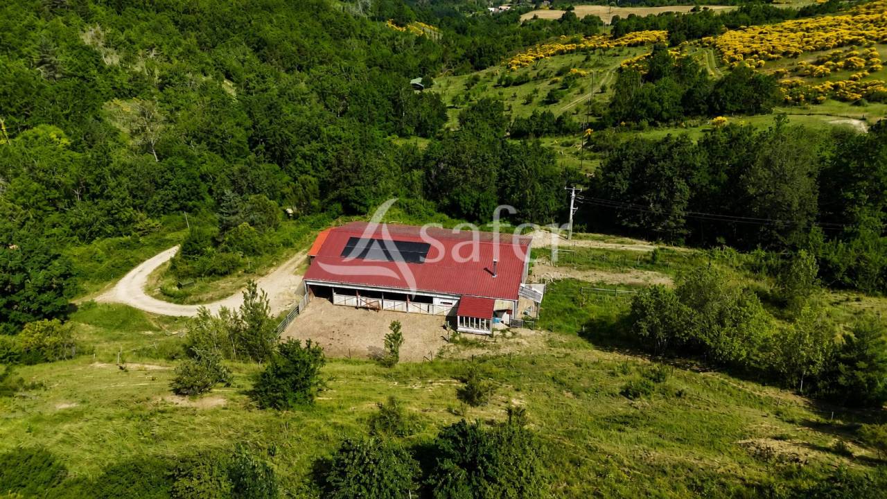Other country property  Aude