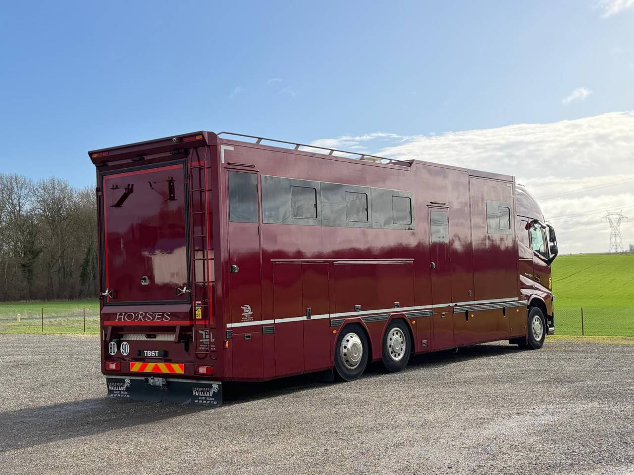 Horsebox NON-HGV Volvo Paillard 2017 Used