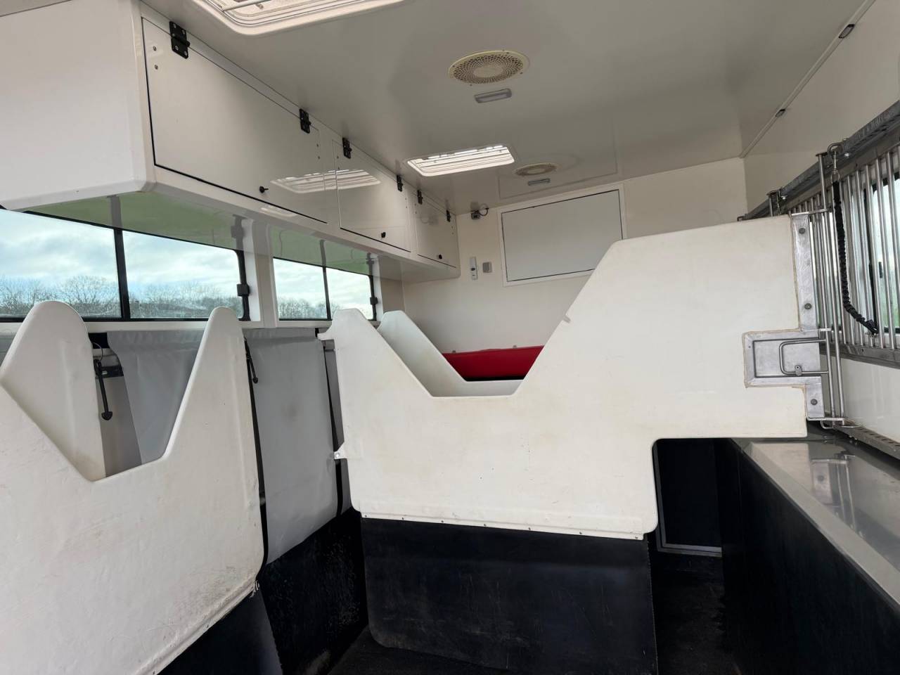 Horsebox NON-HGV Volvo Paillard 2017 Used