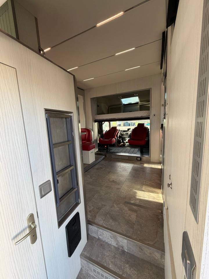 Horsebox NON-HGV Volvo Paillard 2017 Used