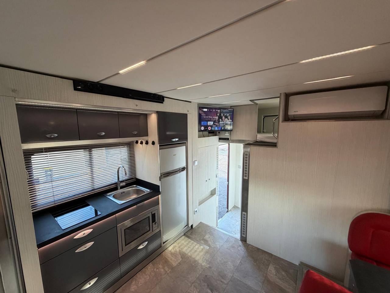 Horsebox NON-HGV Volvo Paillard 2017 Used