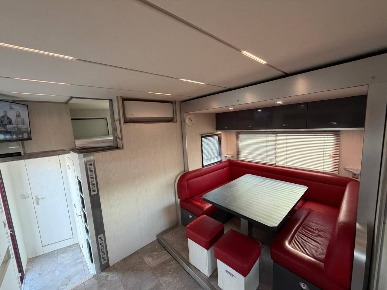 Horsebox NON-HGV Volvo Paillard 2017 Used