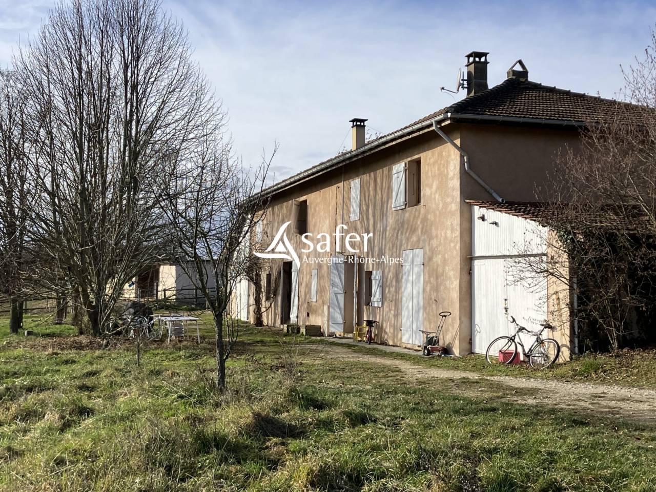 Equestrian property  Dr&ocirc;me