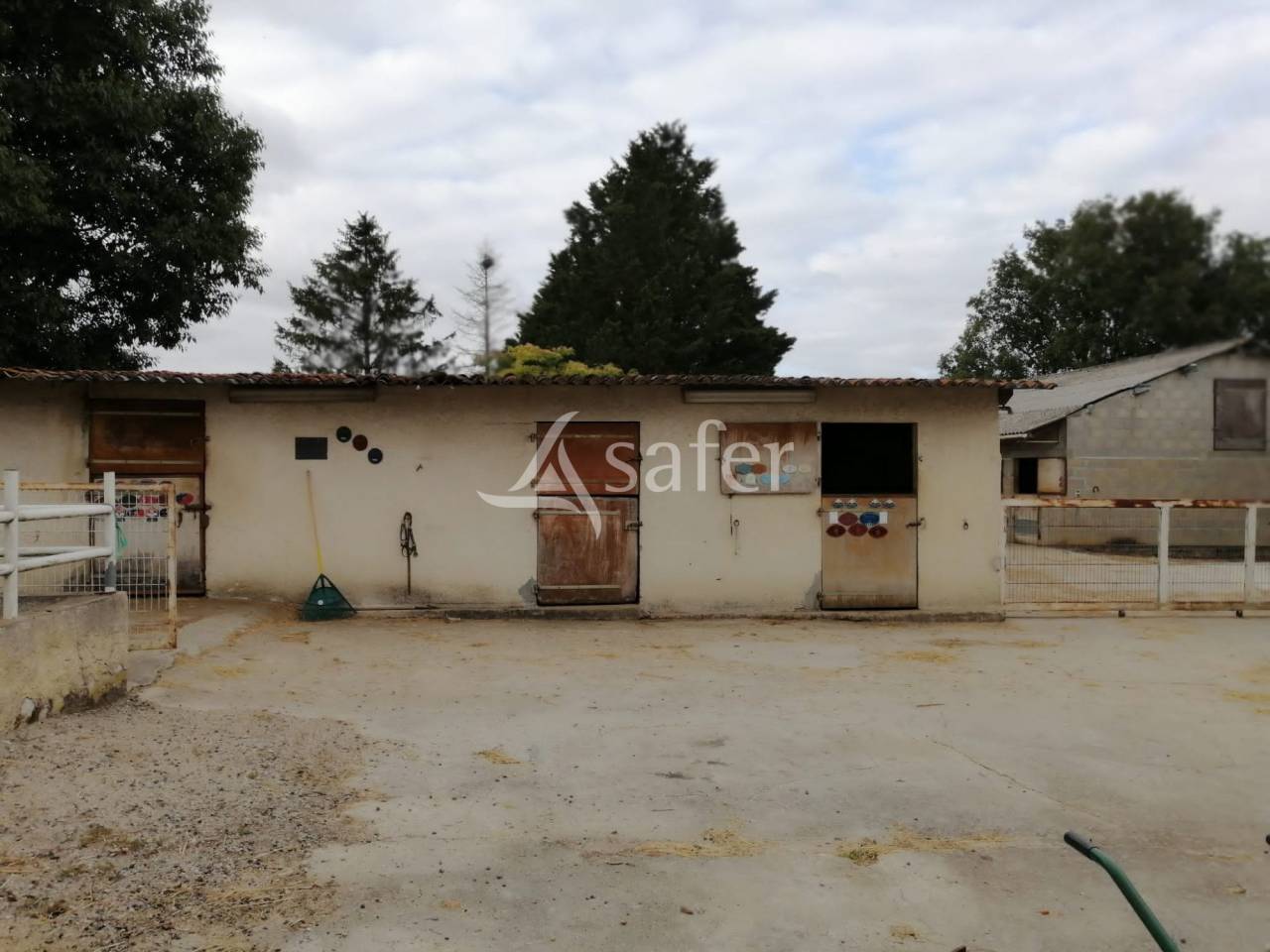 Equestrian property  Charente
