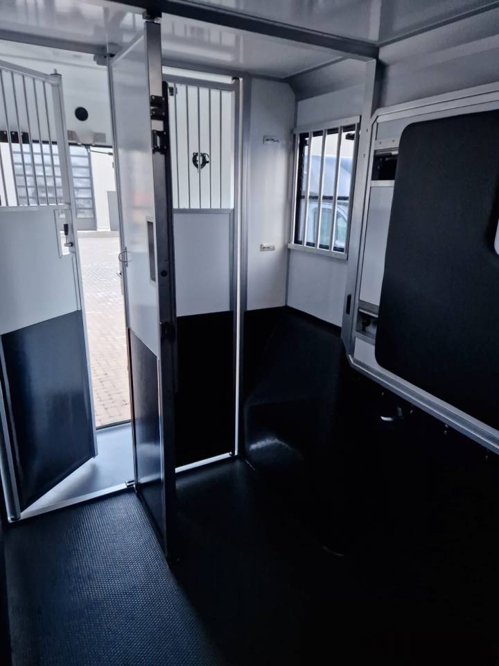 Horsebox HGV AKX Akx stallion 2026 New