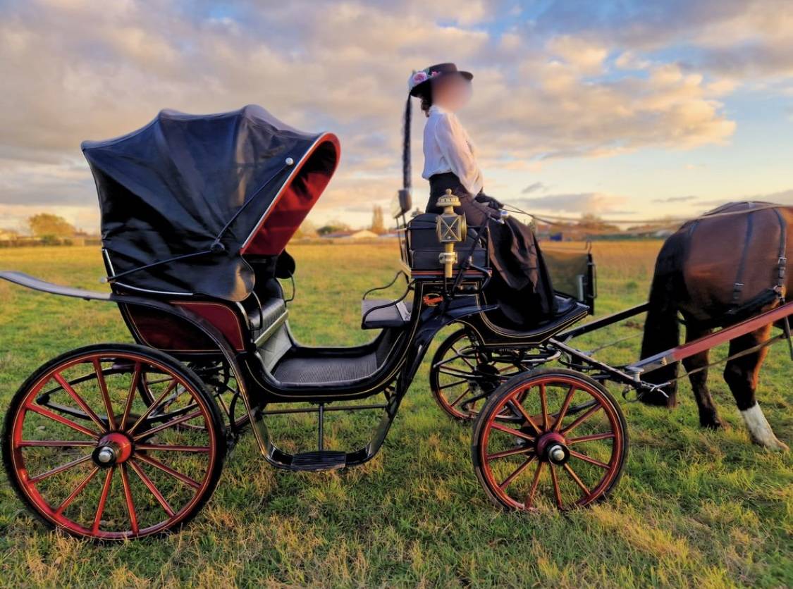 Carriage - Cal&egrave;che Pouvreau  
