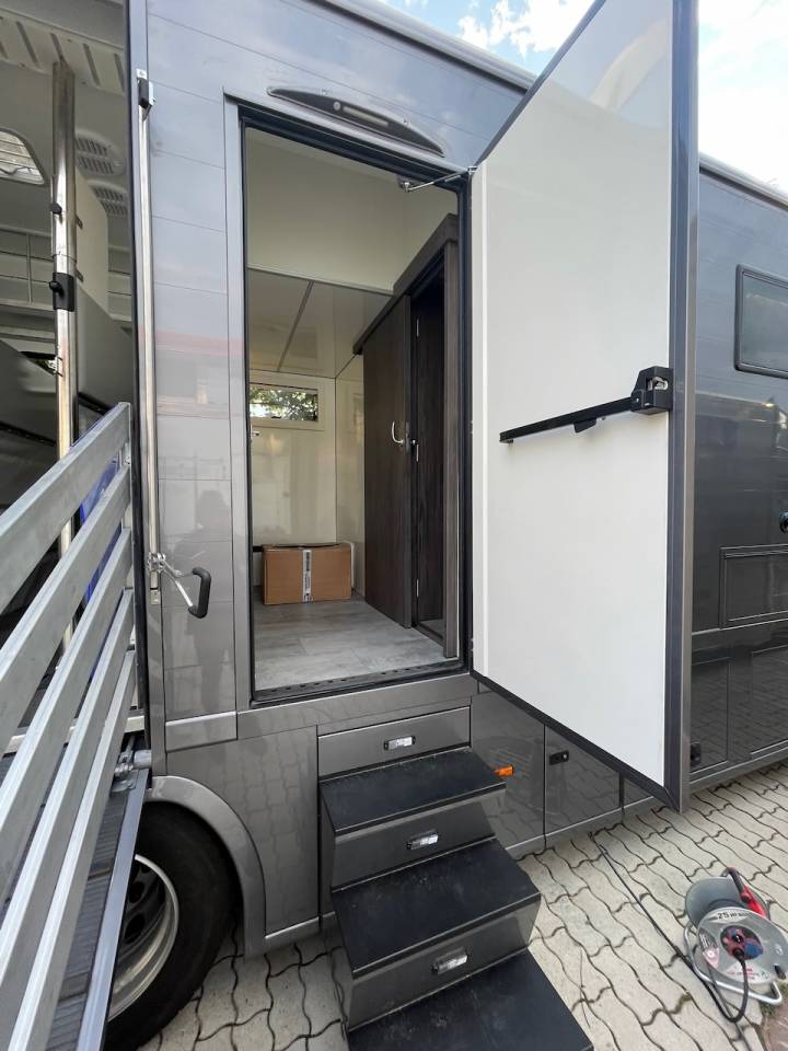 Horsebox NON-HGV Scania SCANIA 0 Used