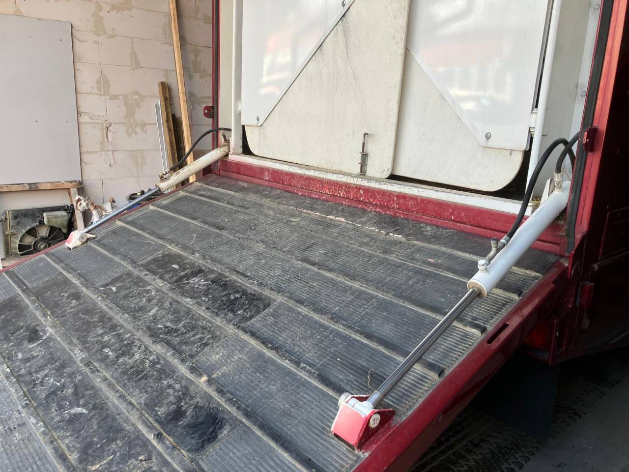 Horsebox NON-HGV Renault M200 1992 Used