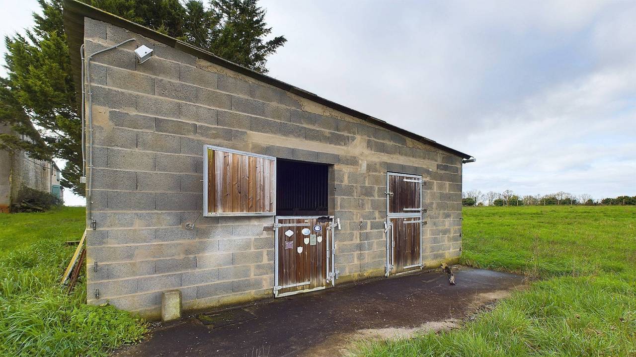 Equestrian property  Charente-Maritime