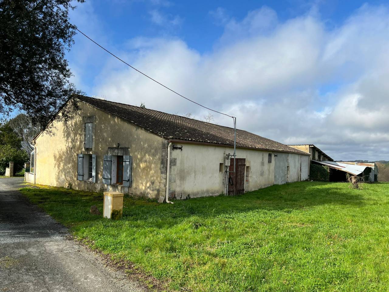 Equestrian property  Dordogne