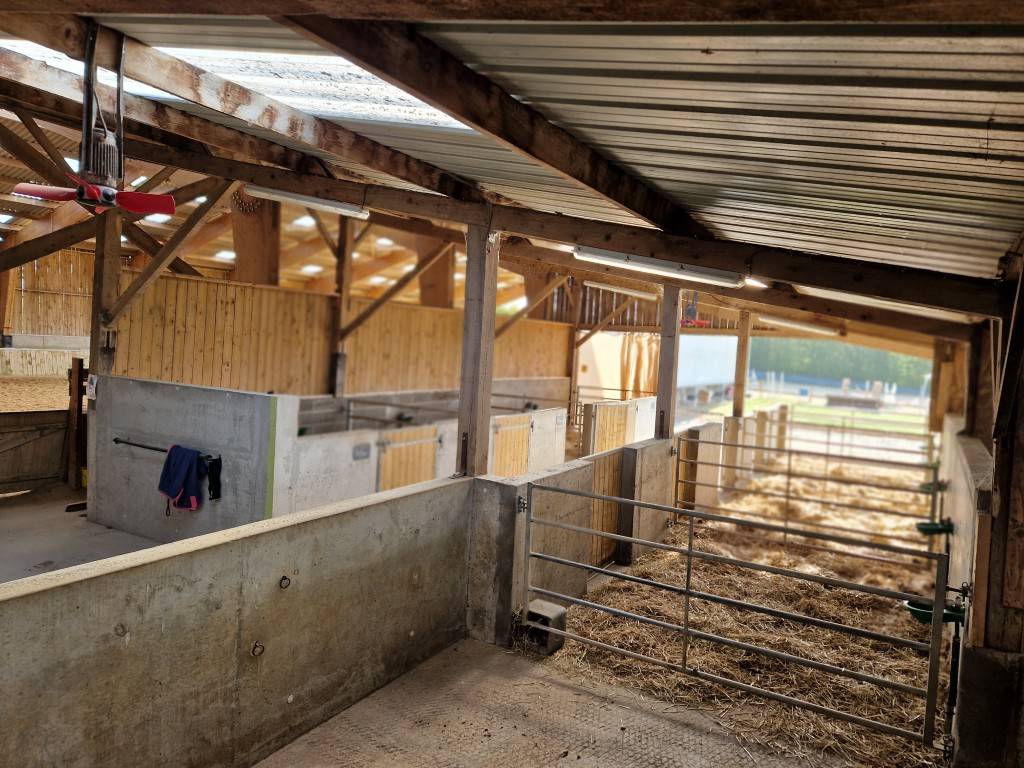 Livery yard  Ile-et-Vilaine