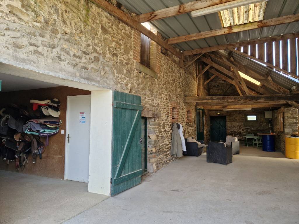 Livery yard  Ile-et-Vilaine