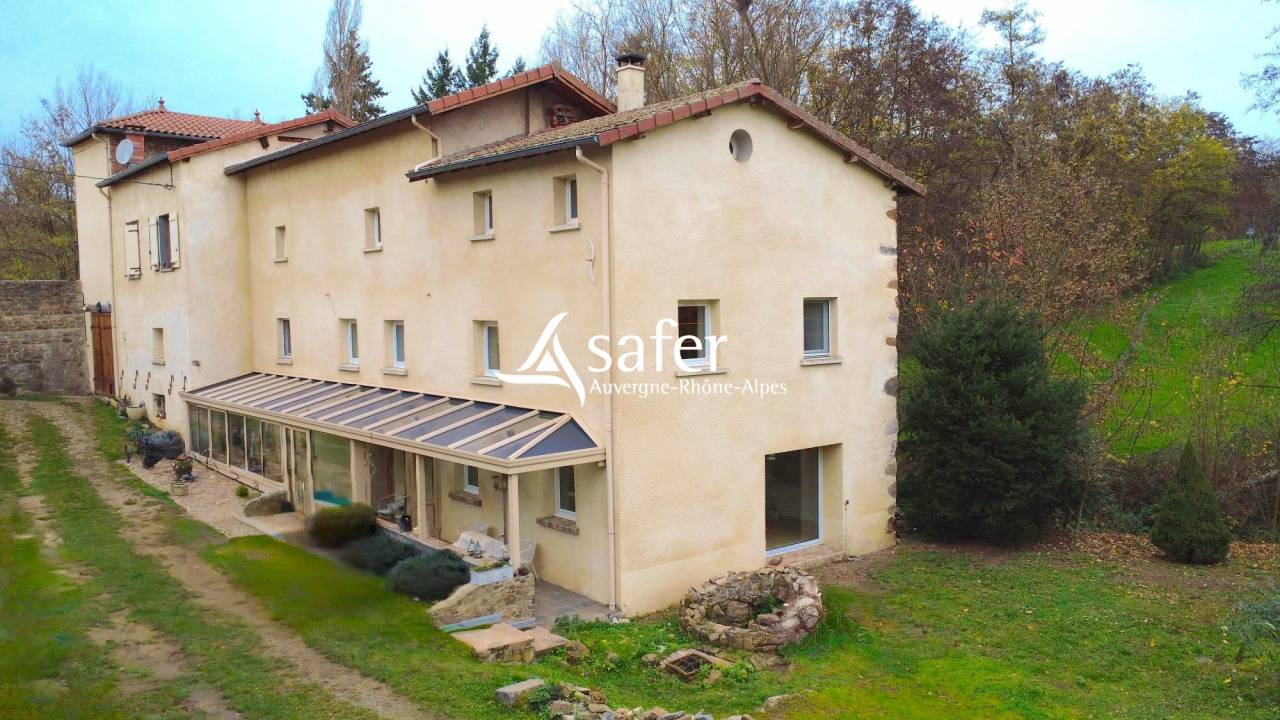 Equestrian property  Rh&ocirc;ne