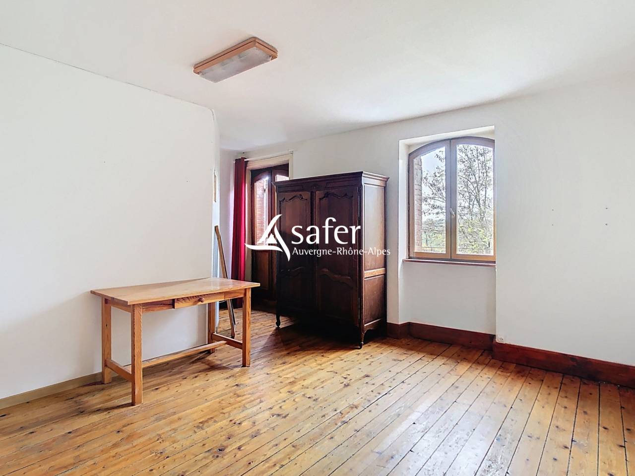 Equestrian property  Rh&ocirc;ne