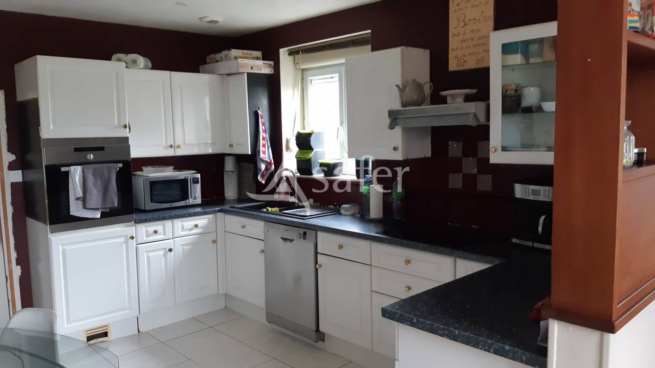 Equestrian property  Mayenne