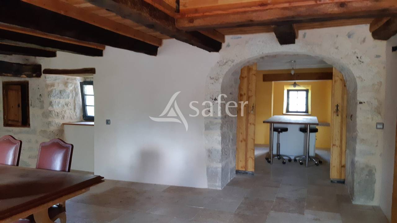 Other country property  Loz&egrave;re