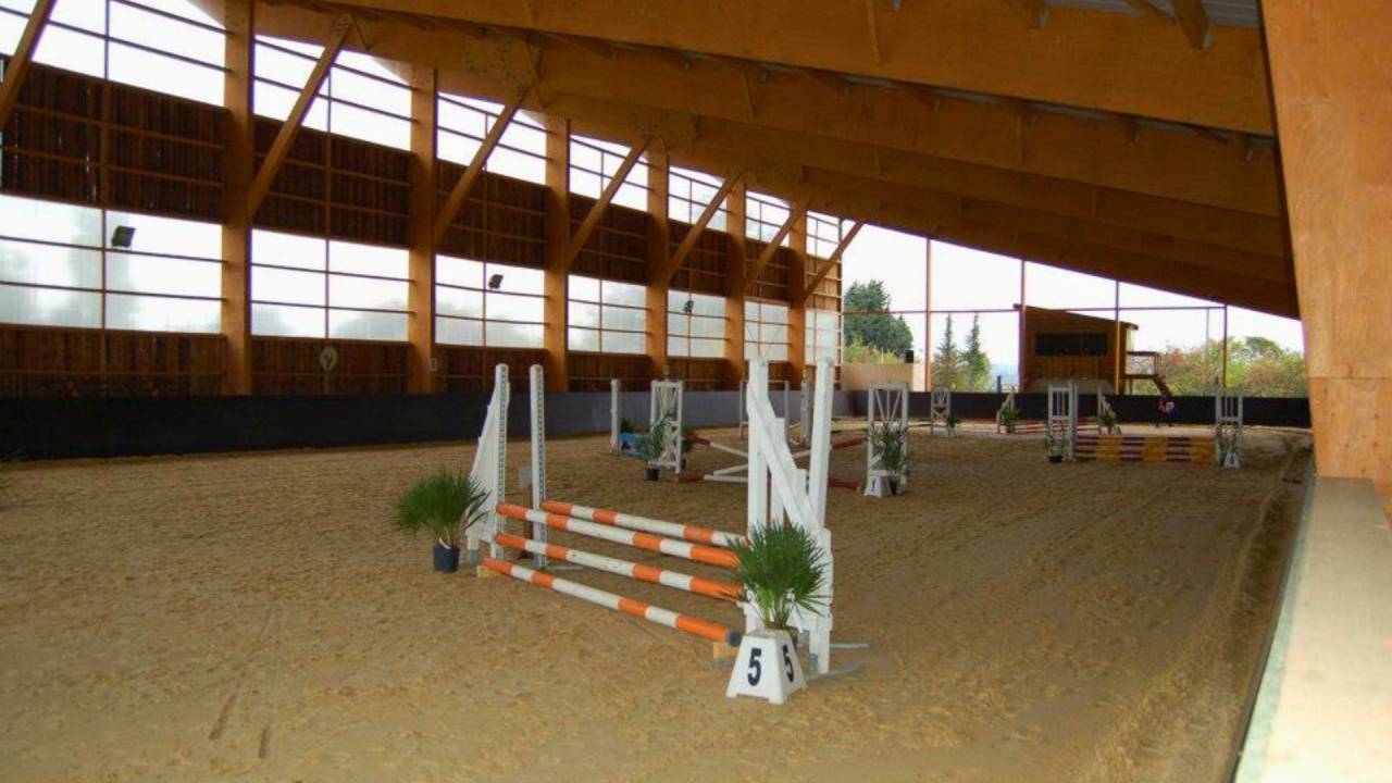 Equestrian property  Gard